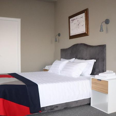 Mika Hotel Almaty Luaran gambar
