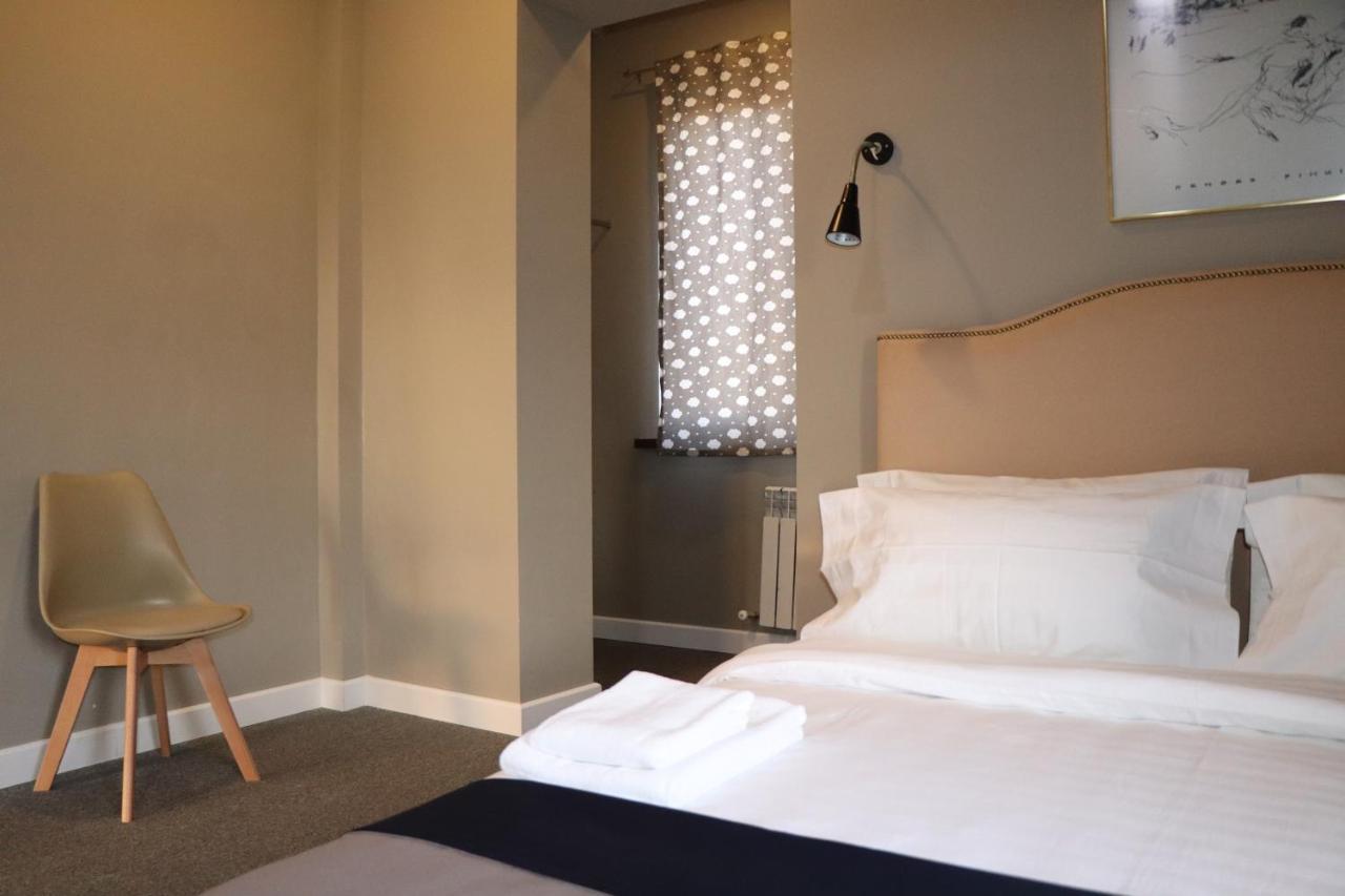 Mika Hotel Almaty Luaran gambar