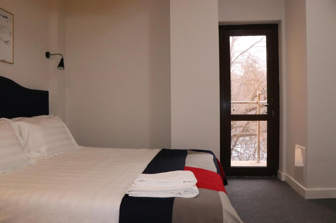 Mika Hotel Almaty Luaran gambar
