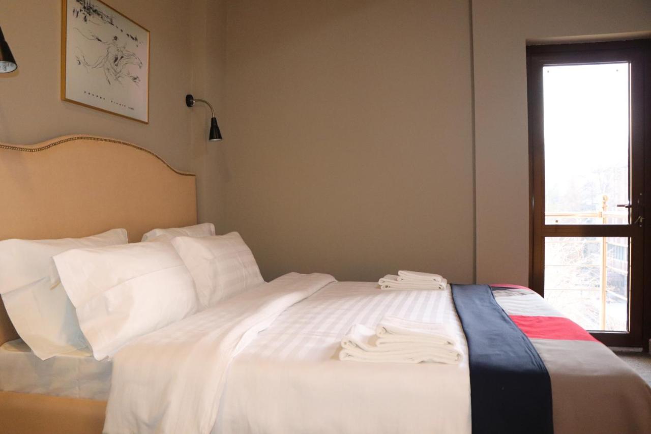 Mika Hotel Almaty Luaran gambar